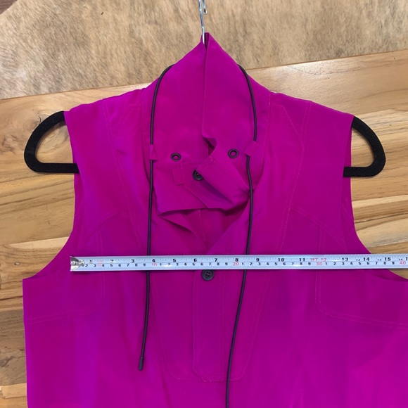 GUCCI 100% SILK sleeveless Fuschia Blouse - Picture 9 of 12